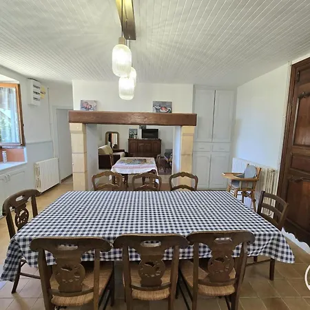 Casa vacanze Grand Avec Parking, Animaux Ok - 10 Pers. - Fr-1-616-596 Bars (Dordogne)