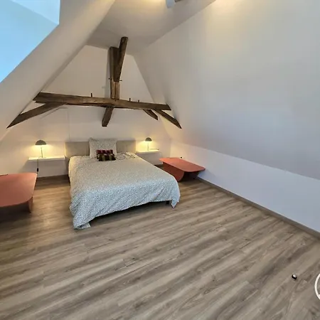 Grand Avec Parking, Animaux Ok - 10 Pers. - Fr-1-616-596 Casa vacanze Bars (Dordogne)